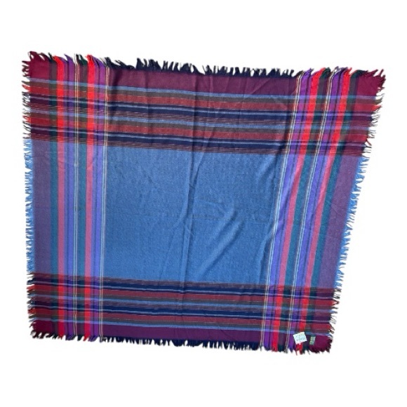 John Hanly & Co. LTD Pure Wool Made in Ireland Plaid Fringe Shawl | 54 X 54 - Picture 8 of 10